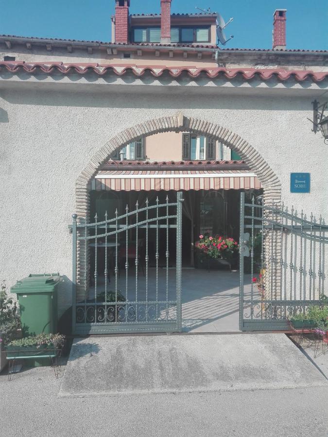 פלומין Bernik Rooms מראה חיצוני תמונה
