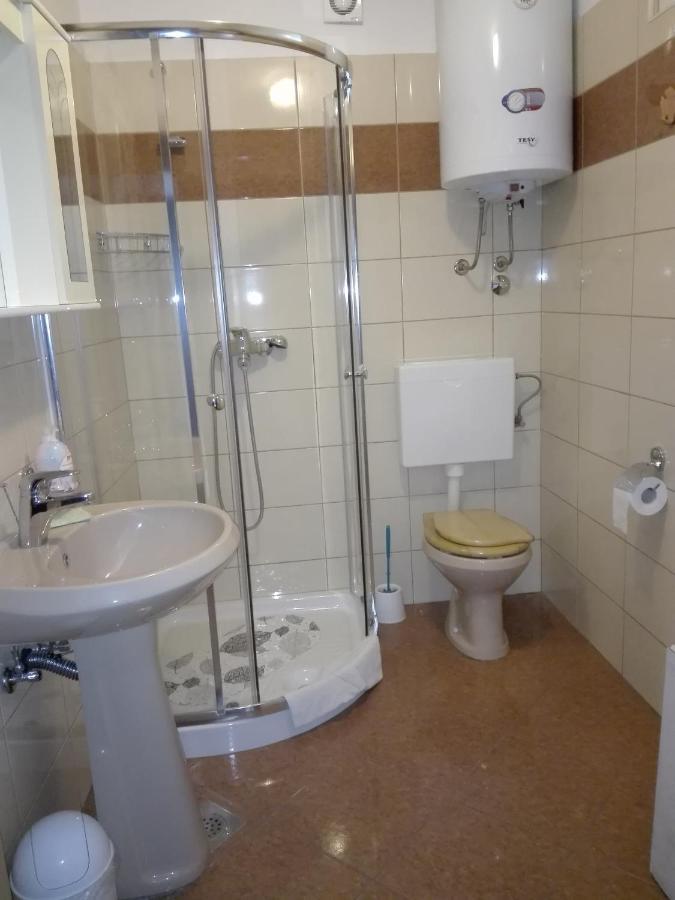 פלומין Bernik Rooms מראה חיצוני תמונה