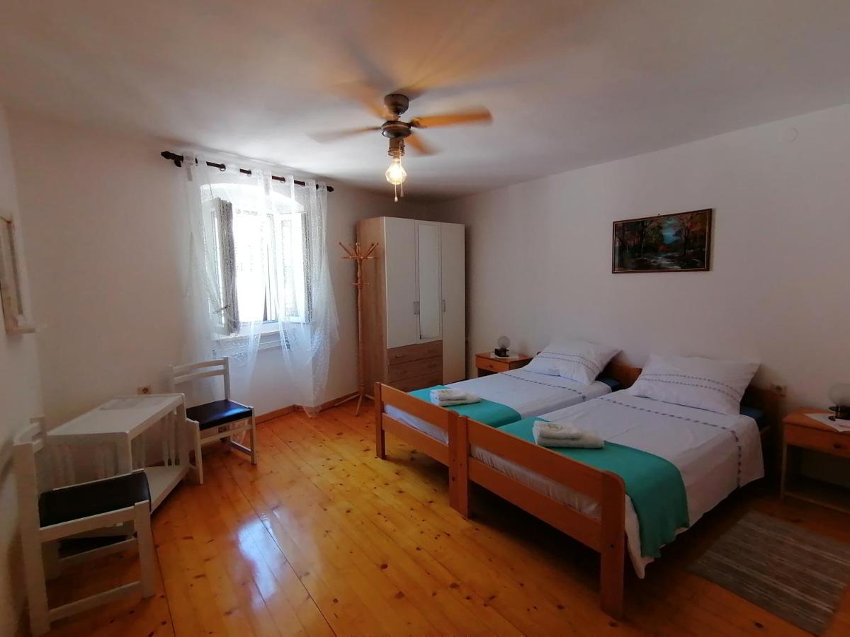 פלומין Bernik Rooms מראה חיצוני תמונה